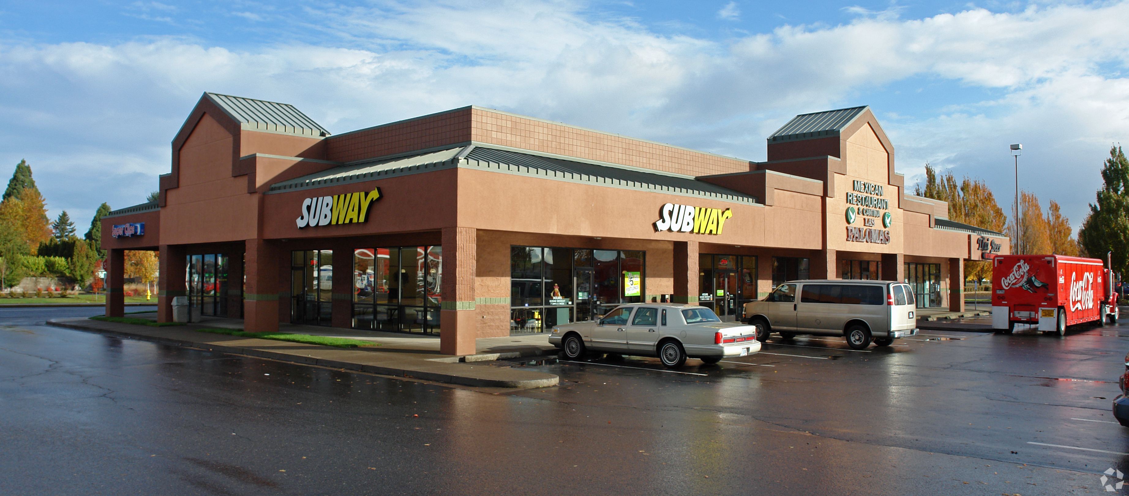 Lancaster Marketplace Pad Image 5